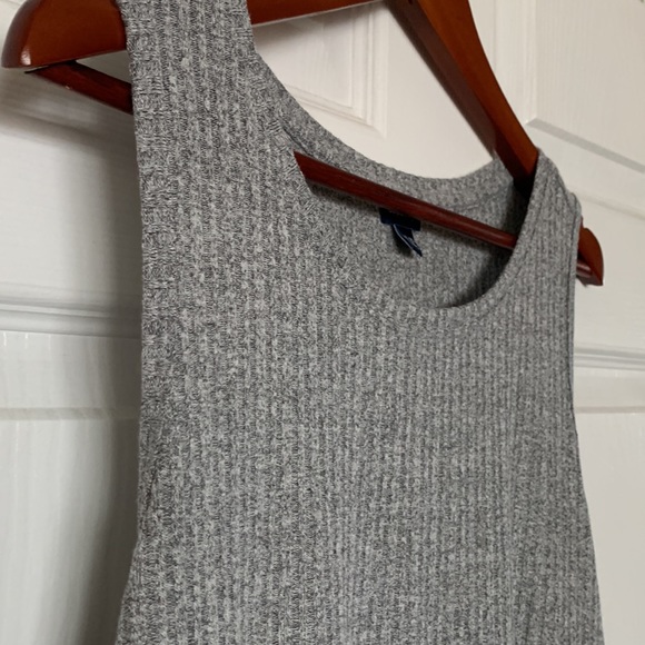 GAP BODY | Light Grey Soft Spun Ribbed Tank Sz XL - Picture 6 of 7